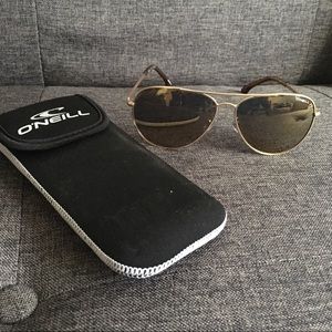 O’Neil aviator sunglasses
